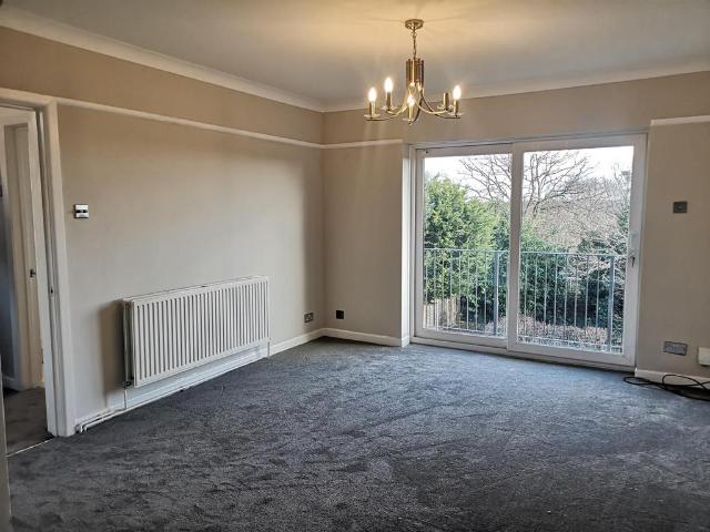 Chalvington Road, Chandler's Ford. 1 bed maisonette to rent £1,000 pcm £231 pw