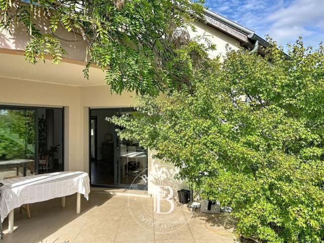 Chambourcy, Maison 4 Chambres 177 m² en location