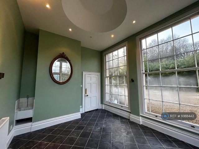Chamber Lane, Farnham, GU10 1 bed in a house share to rent £500 pcm £115 pw