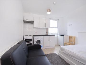 Chamberlayne Road, Kensal Rise NW10 Studio to rent £1,000 pcm £231 pw