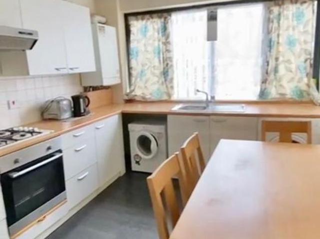 Chamberlayne Road NW10, 5 bed shared accommodation to rent, £910 pcm | PrimeLocation
