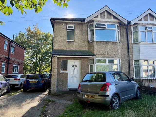 Chamberlain Road, Southampton SO17 5 bed semi detached house to rent £2,600 pcm £600 pw
