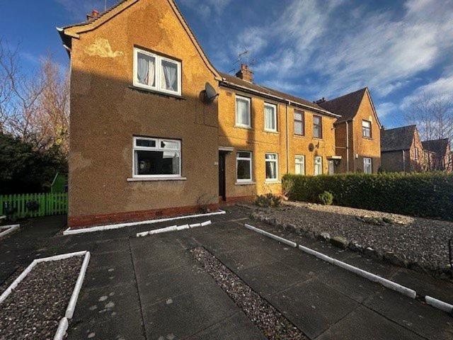 Chamberlain Street, Fife 2 bed flat to rent £1,650 pcm £381 pw