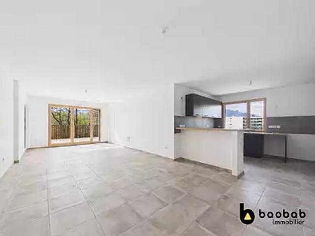 Chambéry 73000 Location appartement 5 pièces t5 terrasse garage