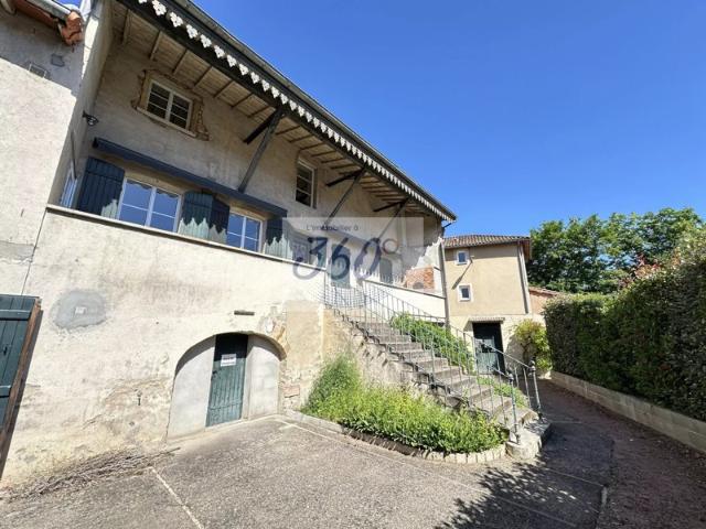 Chambre meublée 14,5 m² à Cluny avec équipements complets