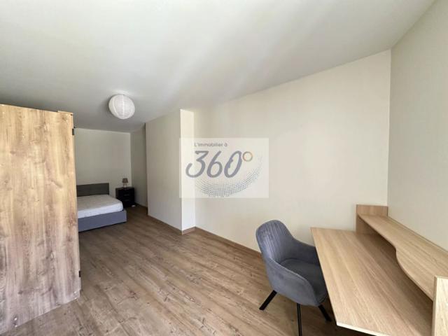 Chambre meublée de 22,5 m2 à louer à Cluny