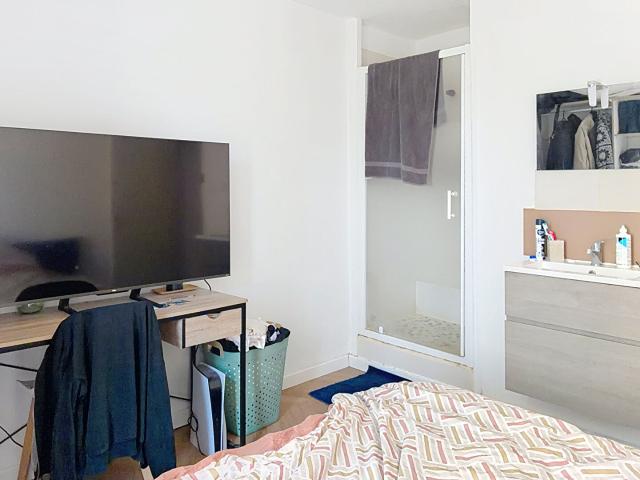Chambre meublée en colocation toutes charges comprises