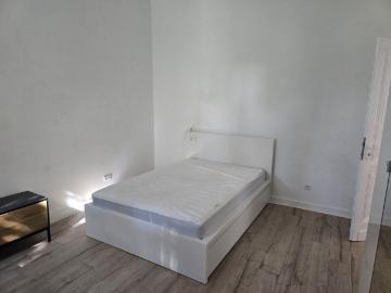 Chambre à Audun le Tiche