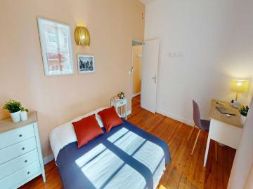 Chambre à Bordeaux Rue Du Jardin Public, Chartrons