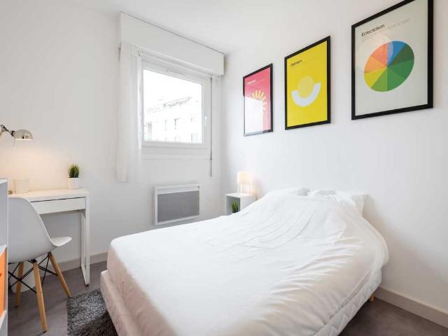Chambre à Garibaldi, grande rue de la Guillotière