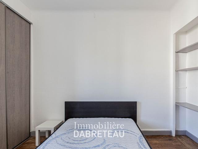 CHAMBRE A LOUER DANS APPARTEMENT EN COLOCATION LYON 8