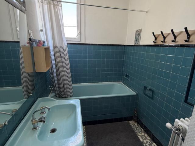 CHAMBRE A LOUER DANS MAISON EN COLOCATION
