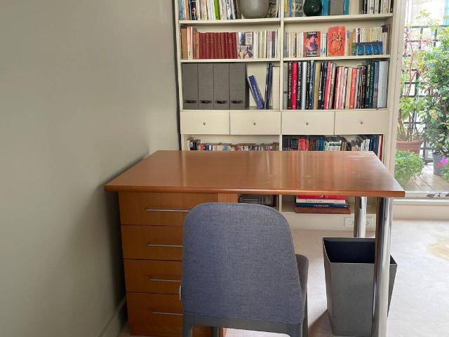 Chambre chez l’habitant avec entrée indépendante, salle de bain et toilettes privatives