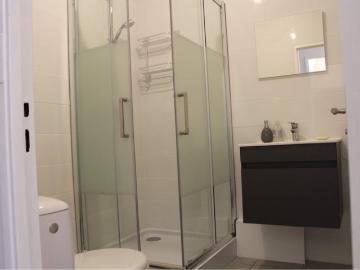 Square Saint-Exupéry Lyon - Balcon, Ascenseur