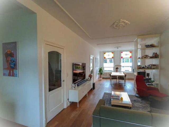 Chambre dans maison, Tollensstraat, Rotterdam À louer
