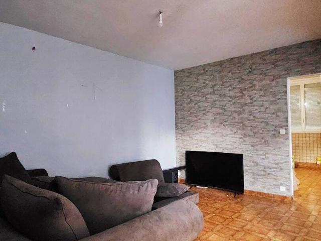 Chambre dans une maison