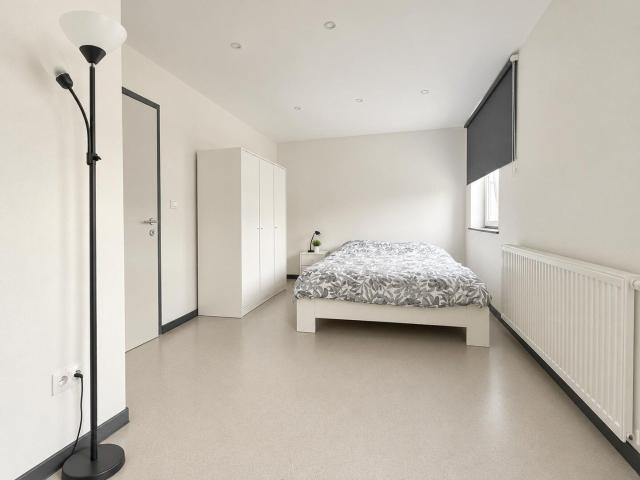 Chambre dans une maison rénové à Montignies sur Sambre