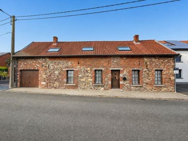CHAMBRE ÉTUDIANTE À LOUER dans maison de campagne avec ja…