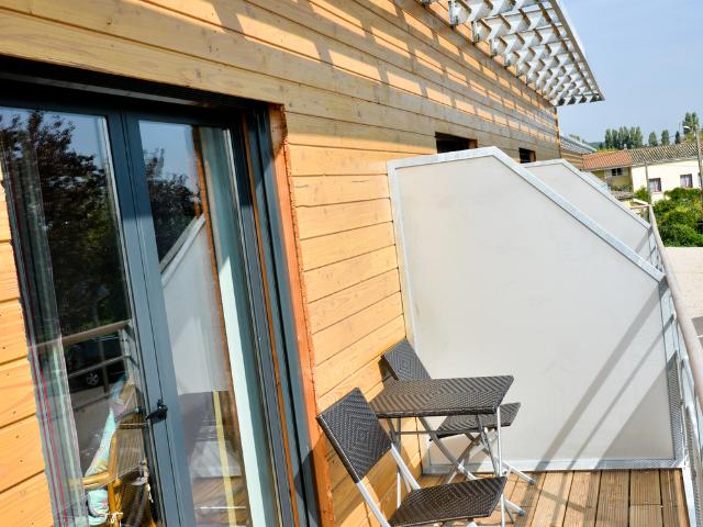 Chambre EHPAD à SENNECE LES MACON Lot LMNP géré par DOMIDEP Revenu locatif immédiat 7,00 %