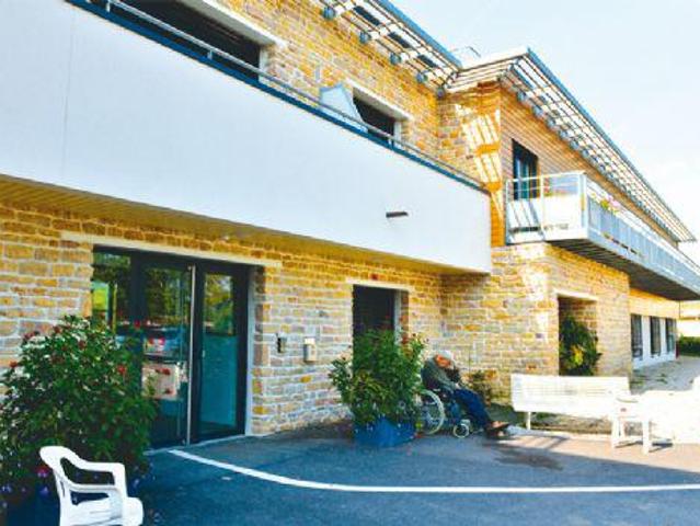 Chambre EHPAD de 32 m² à SENNECE LES MACON Lot LMNP géré par DOMIDEP Revenu locatif immédiat 5,44 %