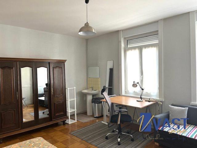 chambre en colocation meublée
