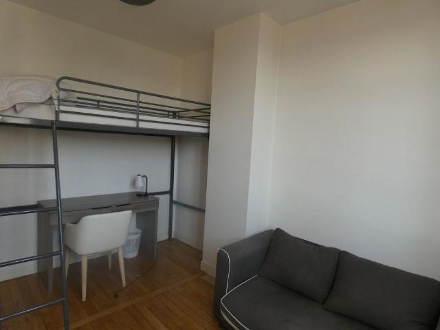 Chambre individuelle meublé 1 pièce studio 11.2m²