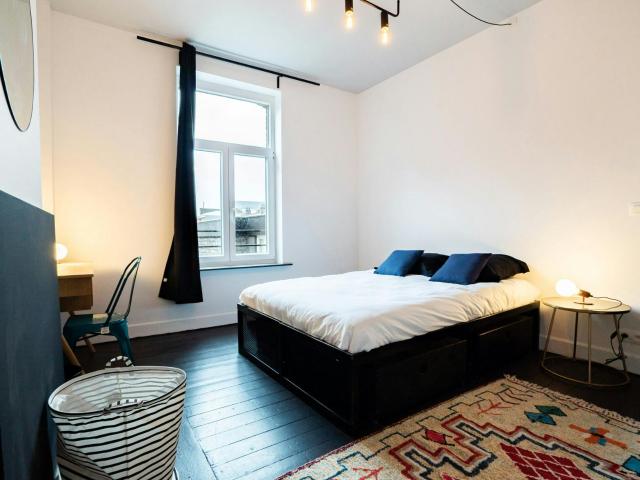 Chambre privée à louer à Charleroi, Rue Willy Ernst