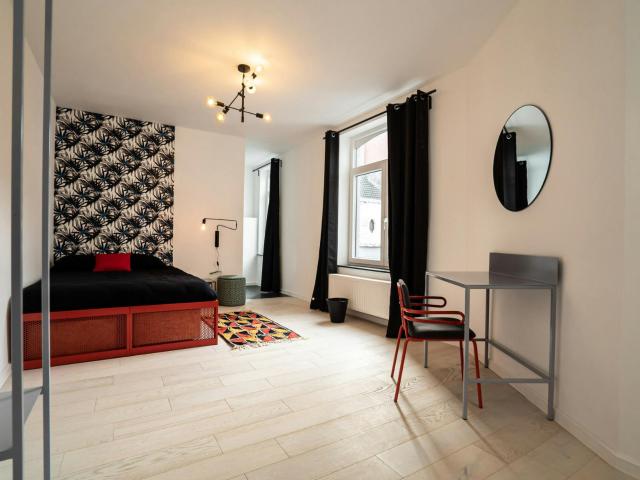 Chambre privée à louer à Charleroi, Rue Zénobe Gramme