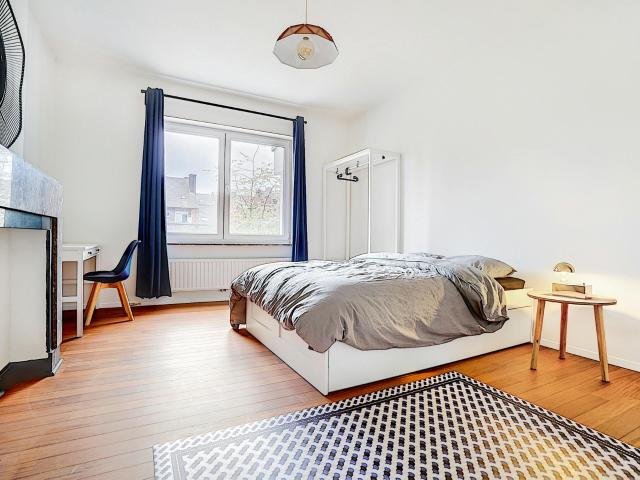 Chambre privée à louer à Charleroi, Rue d'Angleterre