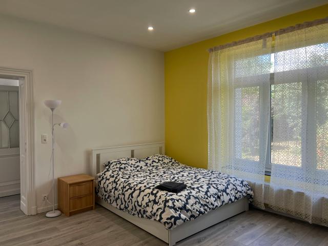 Chambre privée à louer à Charleroi, Rue Hanoteau