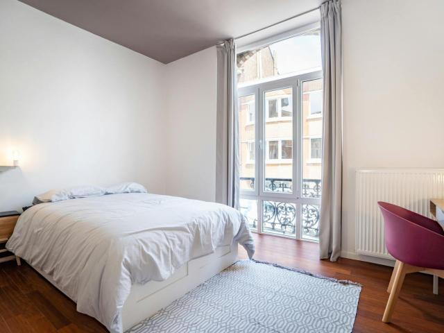 Chambre privée à louer à Charleroi, Rue Isaac