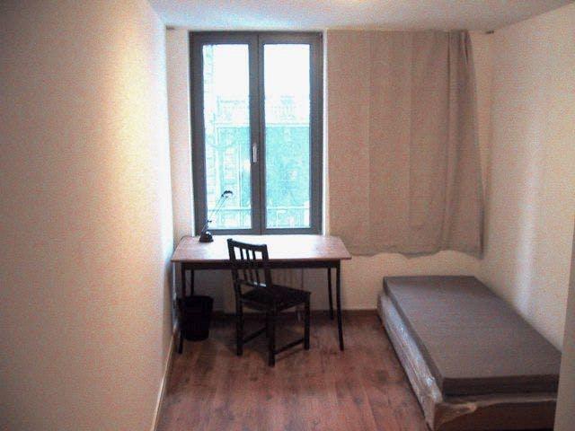 Chambre privée à louer à Brussels, Antoine Dansaertstraat