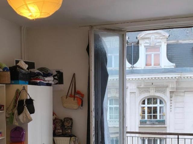 Chambre privée à louer à Brussels, Lombardstraat