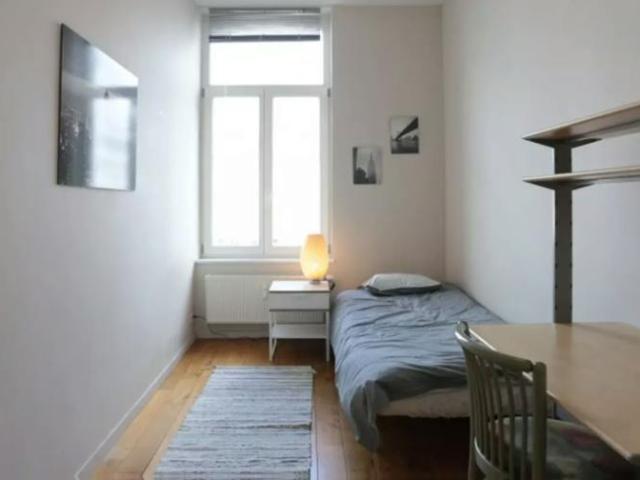 Chambre privée à louer à Brussels, Place Rouppe