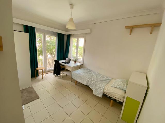Chambre privée à louer à Forest, Avenue Télémaque