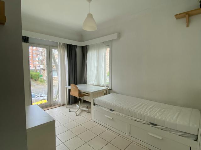 Chambre privée à louer à Forest, Avenue Télémaque