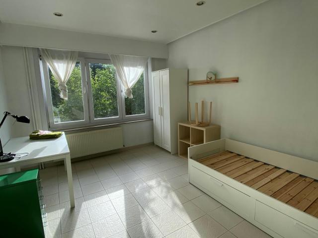 Chambre privée à louer à Forest, Avenue Télémaque
