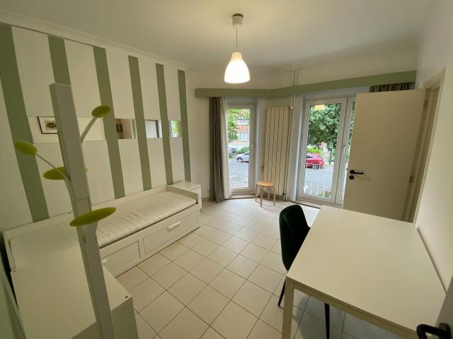 Chambre privée à louer à Forest, Avenue Télémaque