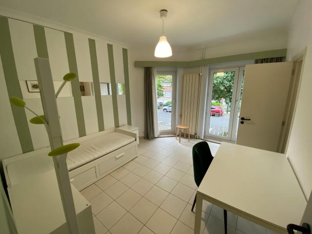 Chambre privée à louer à Forest, Avenue Télémaque