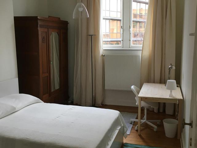 Chambre privée à louer à Ixelles, Rue Caroly