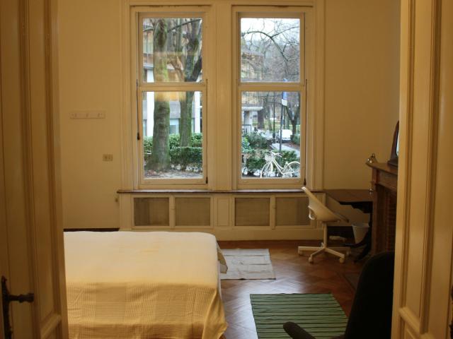 Chambre privée à louer à Ixelles, Rue Caroly