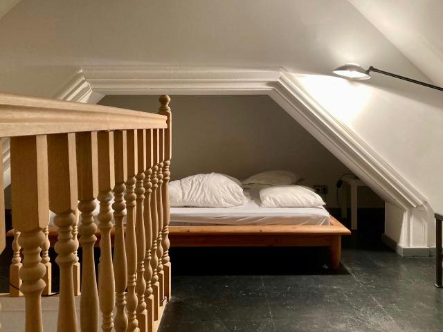 Chambre privée à louer à Ixelles, Rue du Trône