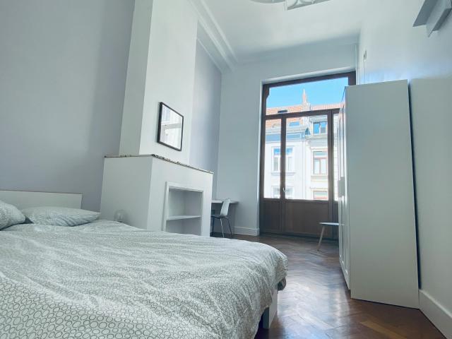 Chambre privée à louer à Saint Gilles, Chaussée de Charleroi