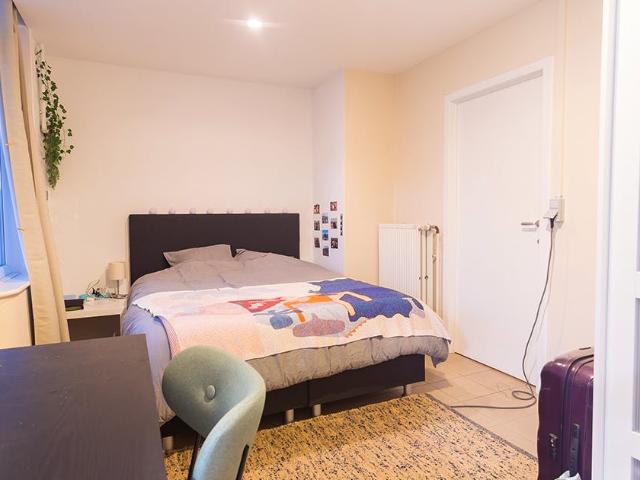 Chambre privée à louer à Saint Gilles, Chaussée de Charleroi