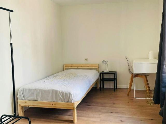 Chambre partagée à louer à Saint Josse ten Noode, Rue des Secours