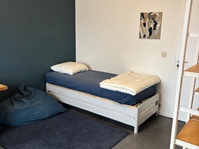 Chambre privée à louer à Sint Pieters Leeuw, Vlezenbeeklaan