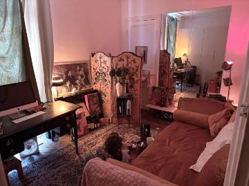 Chambre privée dans grand apartement Haussmannian