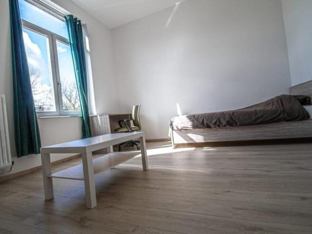 CHAMBRE STUDIO EN CO LIVING ANDERLECHT / ERASME