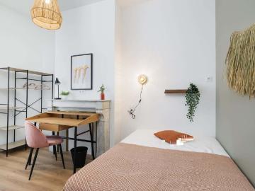 Saint-Augustin Bordeaux, Victor Hugo Bordeaux, Bordeaux, Gironde, Aquitaine