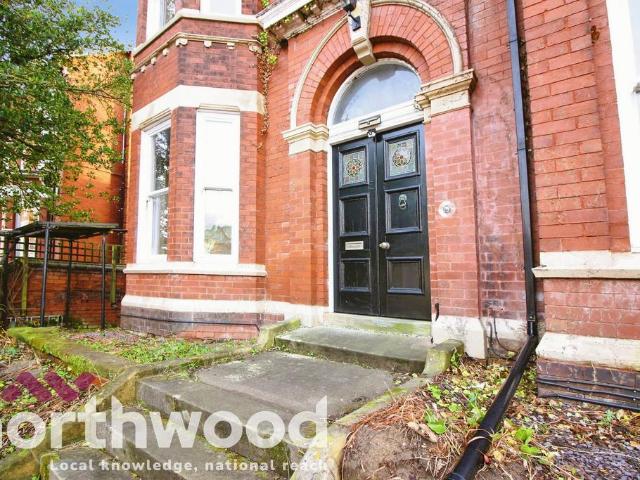 Chambres Road, Southport, PR8 1 bed flat to rent £695 pcm £160 pw